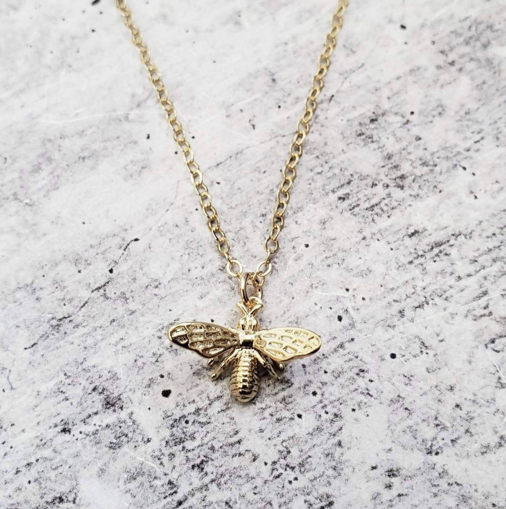 Solid gold bumble bee necklace deals