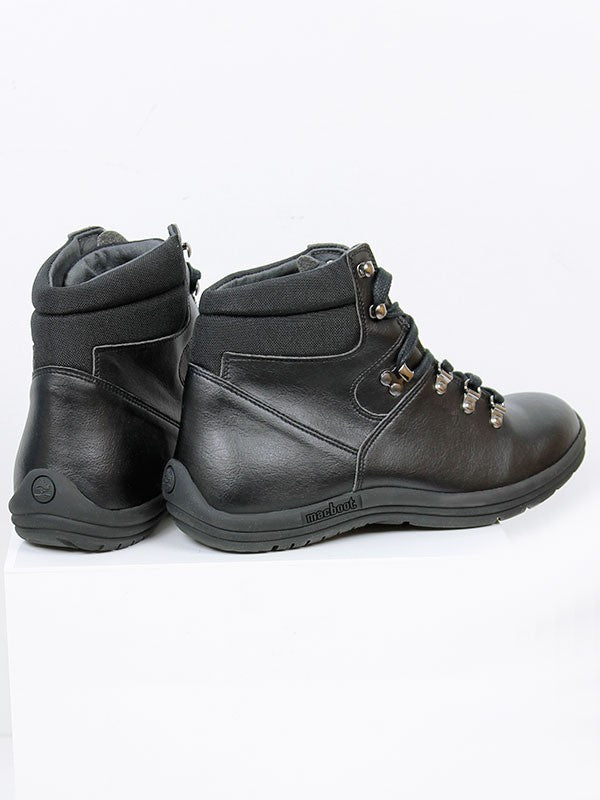 Men&#39;s Walking Boots by Will&#39;s London - Compassionate Closet